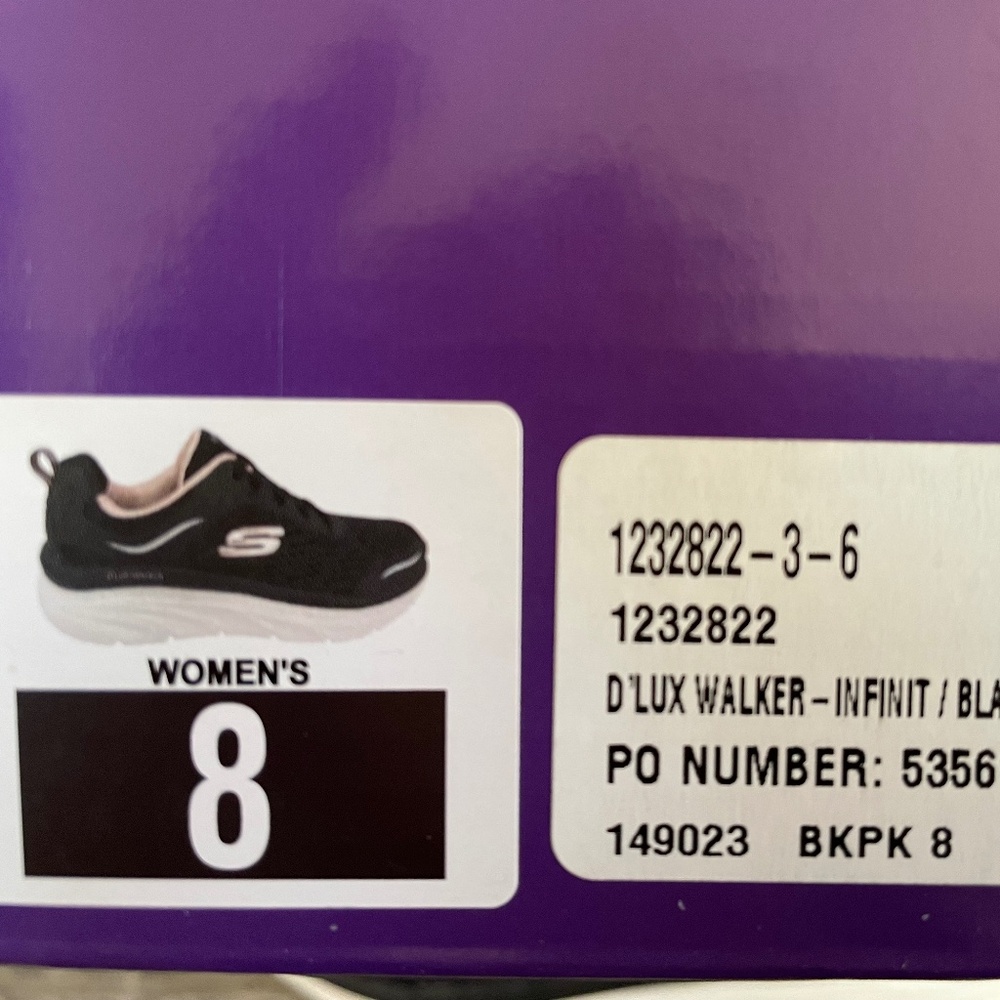 Skechers D'Lux Walker, NIB, Size 8 - Picture 5 of 5
